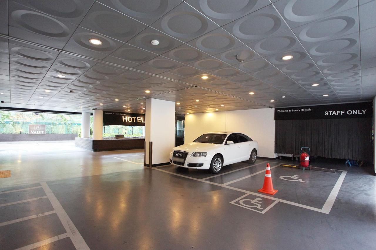 Yeongdeungpo Lifestyle F Hotel Сеул Экстерьер фото