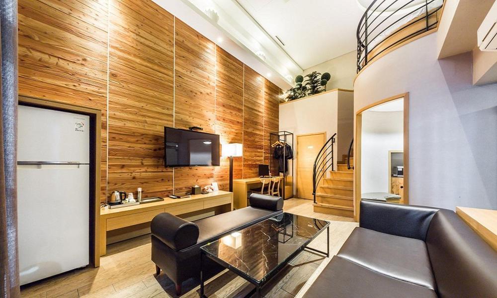 Yeongdeungpo Lifestyle F Hotel Сеул Экстерьер фото