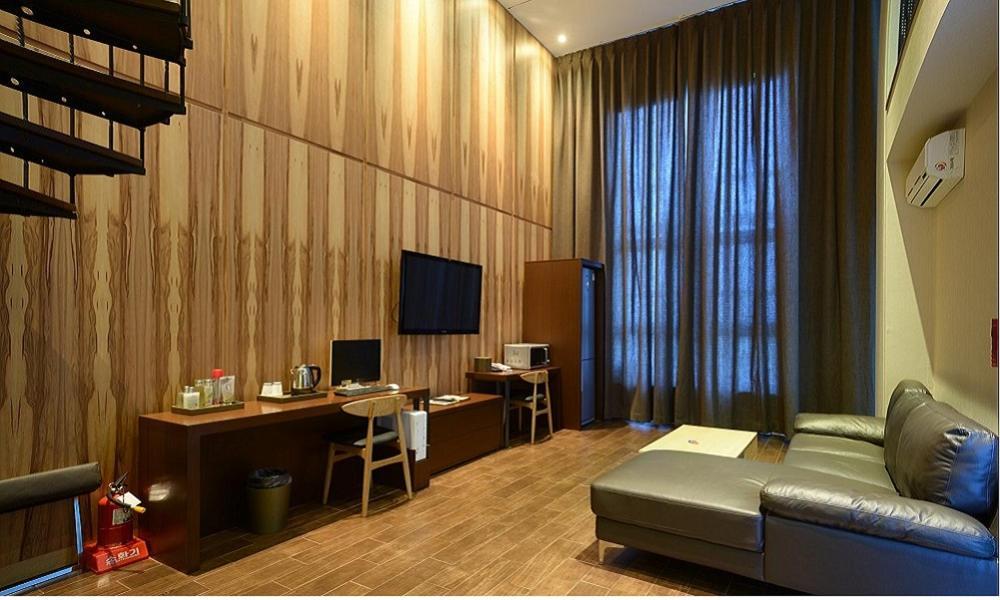 Yeongdeungpo Lifestyle F Hotel Сеул Экстерьер фото